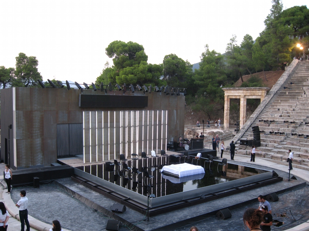 Festival Hellénique d’Athènes et d' Épidaure: l' orientation de la culture en Grèce